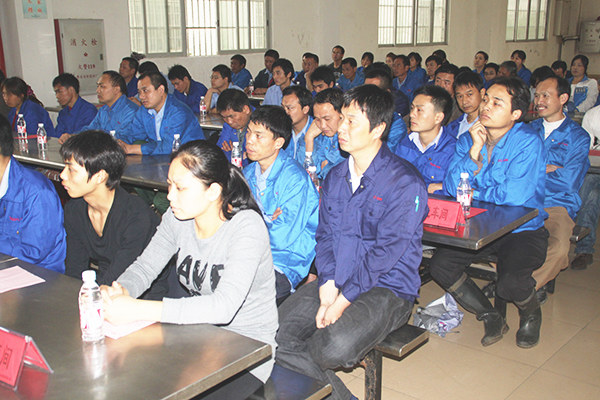 2012年3月1日，潔麗管理升級(jí)動(dòng)員大會(huì)召開