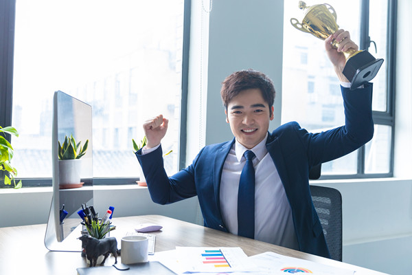 合理控制薪酬成本，提高企業(yè)利潤與員工福利水平