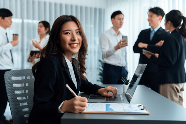 績效激勵(lì)：激發(fā)員工潛力，提升整體績效水平