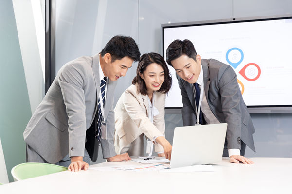 精益人才發(fā)展：培養(yǎng)專業(yè)人才，推動企業(yè)持續(xù)發(fā)展