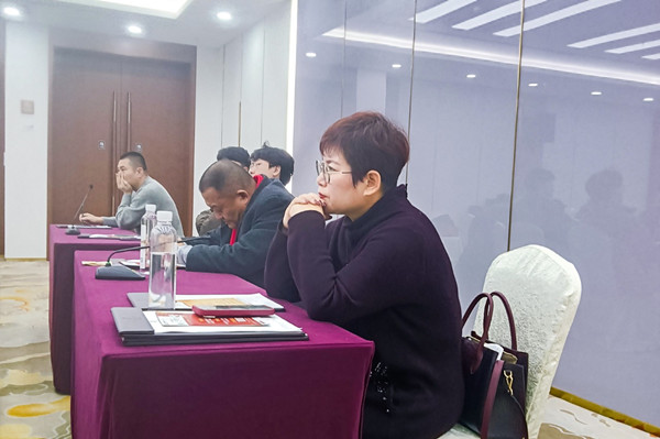 無錫市社區(qū)商會(huì)——勤新商會(huì)攜手正睿咨詢集團(tuán)為企業(yè)家賦能充電！