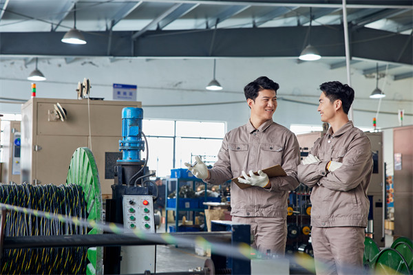 制造業(yè)管理新策略，引領(lǐng)企業(yè)高效運營，提升競爭力