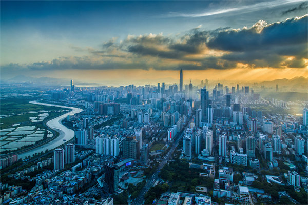 精準把握市場脈搏，制定經營計劃，引領企業(yè)搶占先機