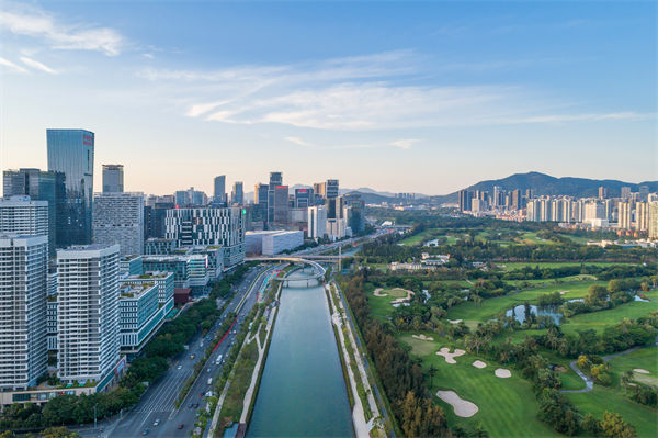 深圳精益生產(chǎn)咨詢公司如何幫助企業(yè)實現(xiàn)生產(chǎn)流程優(yōu)化？