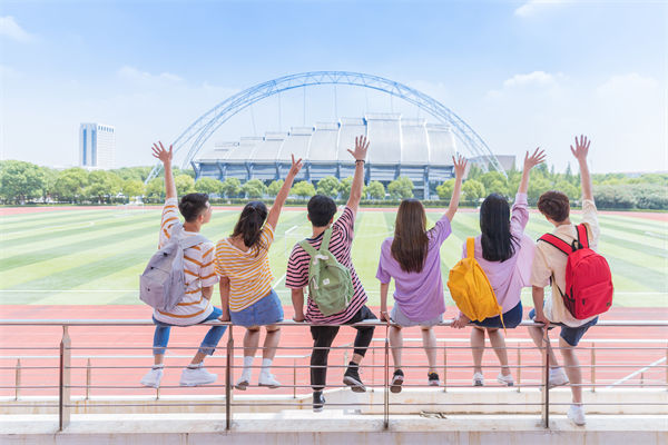 校園招聘嚴(yán)禁限定985和211高校，對(duì)制造業(yè)有哪些啟示？