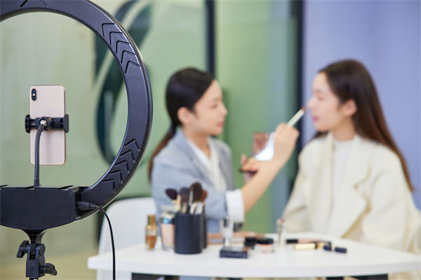 營(yíng)銷咨詢公司的全球化服務(wù)如何助企業(yè)開拓國(guó)際市場(chǎng)？