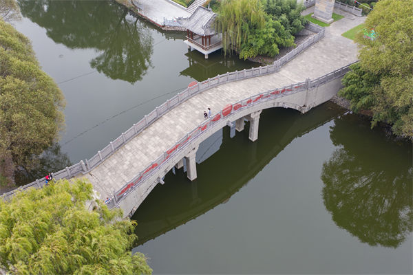 許昌戰(zhàn)略咨詢公司如何助力企業(yè)精準(zhǔn)定位市場？