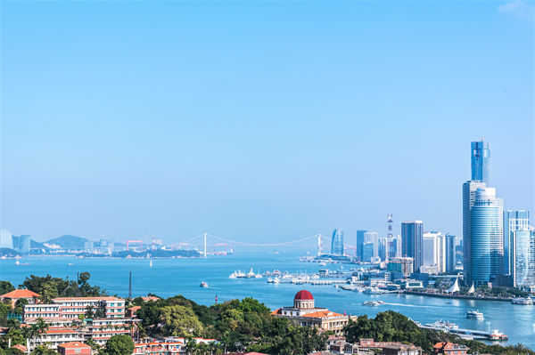 廈門營銷咨詢公司如何為企業(yè)定制精準(zhǔn)營銷策略？