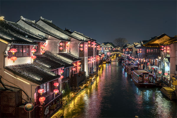蘇州戰(zhàn)略咨詢(xún)公司如何為企業(yè)定制長(zhǎng)遠(yuǎn)發(fā)展規(guī)劃？