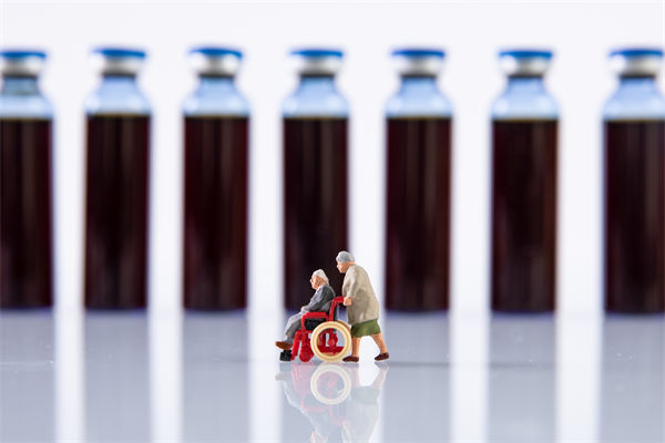 為啥有些老人沉迷購買保健品？對品牌營銷有何啟示？