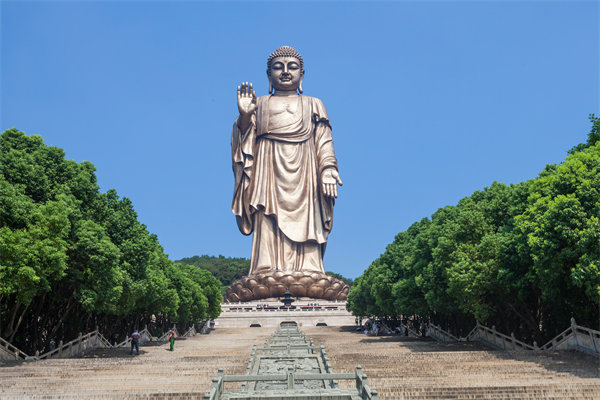 無錫戰(zhàn)略咨詢公司如何幫企業(yè)突破增長瓶頸，實(shí)現(xiàn)逆勢突圍？