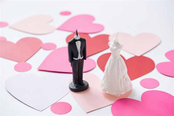 5月10日起結婚離婚不需要戶口本，人力資源怎么看？
