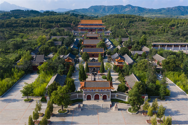 企業(yè)計(jì)劃年年空轉(zhuǎn)？煙臺年度經(jīng)營咨詢?nèi)绾巫屇繕?biāo)從模糊變可落地？