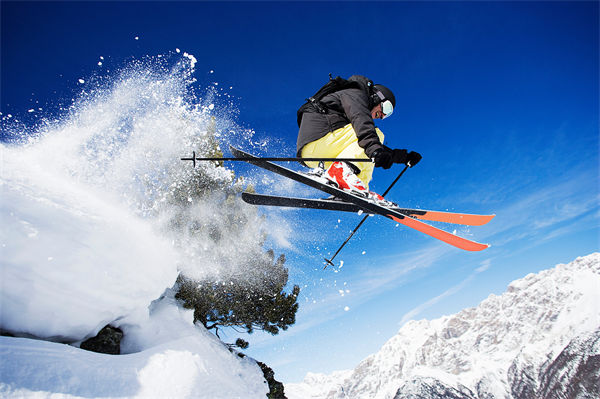 企業(yè)預(yù)算管理分析：數(shù)千元滑雪裝備一公司報(bào)關(guān)幾百元